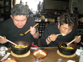 �Ђ�����M���I